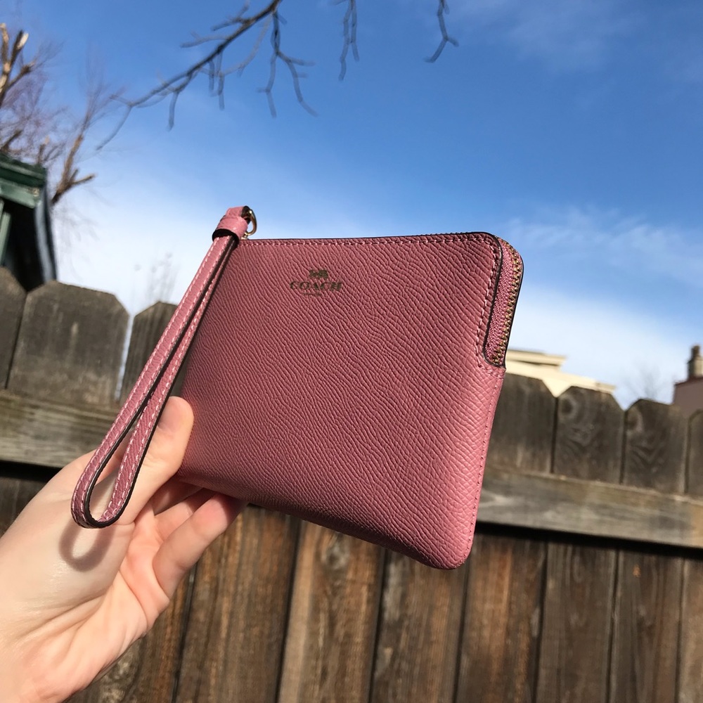 NWT - Coach Wristlet Wallet - Picture 5 of 10